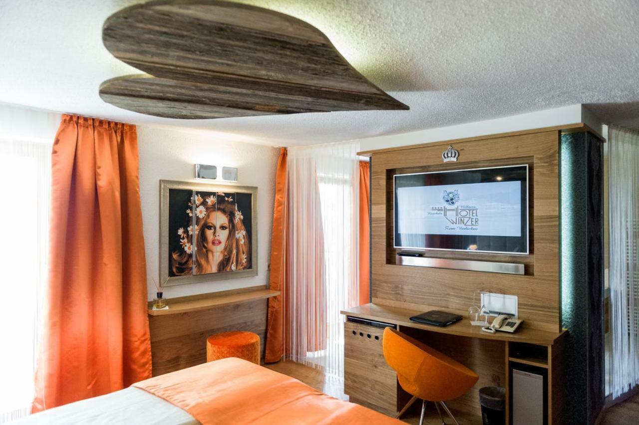 Hotel Winzer Wellness & Kuscheln Sankt Georgen im Attergau Exterior foto