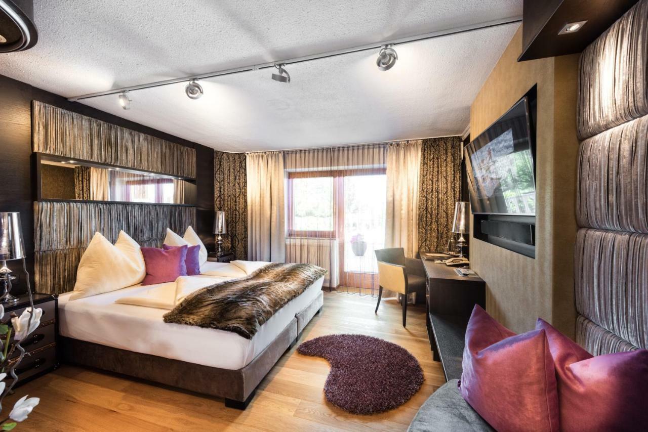 Hotel Winzer Wellness & Kuscheln Sankt Georgen im Attergau Exterior foto